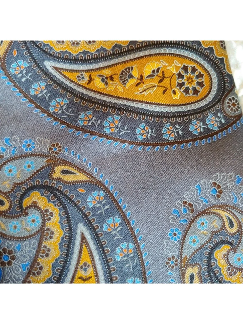 Ermenegildo Zegna Quindici #101 Silk Paisley Tie Made Italy Luxury